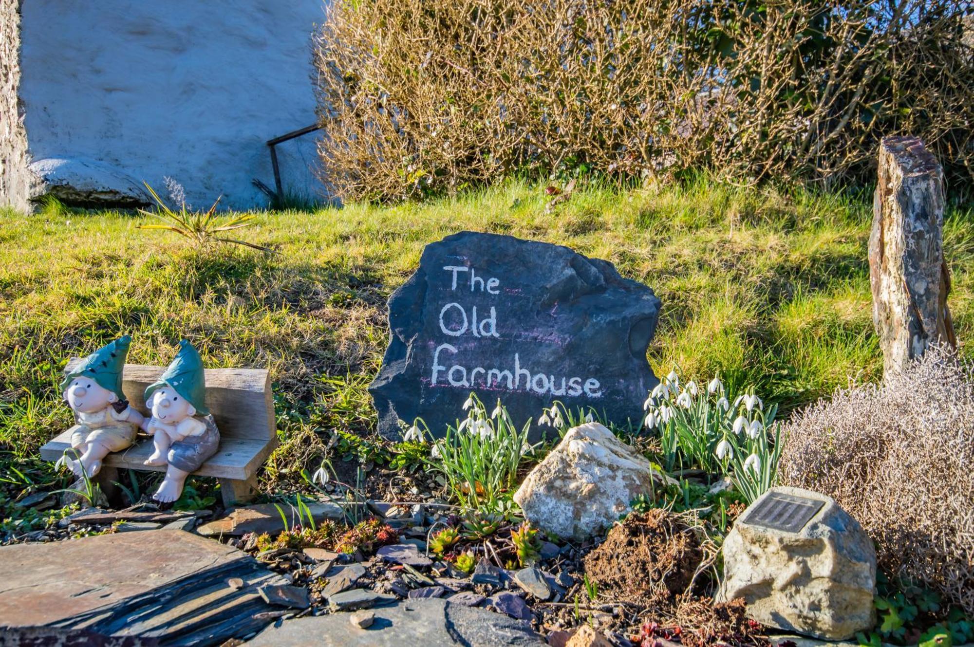 Cosy Farm Conversion In The Heart Of Pembrokeshire Maenclochog Экстерьер фото