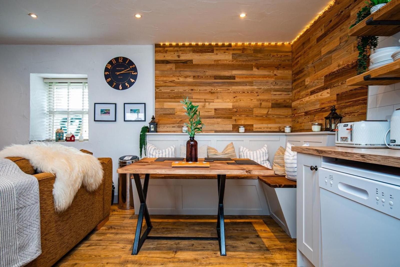 Cosy Farm Conversion In The Heart Of Pembrokeshire Maenclochog Экстерьер фото